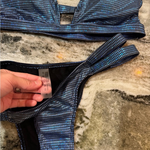 Shimmering Metallic Blue Bikini Set Women’s Medium - Picture 3 of 3